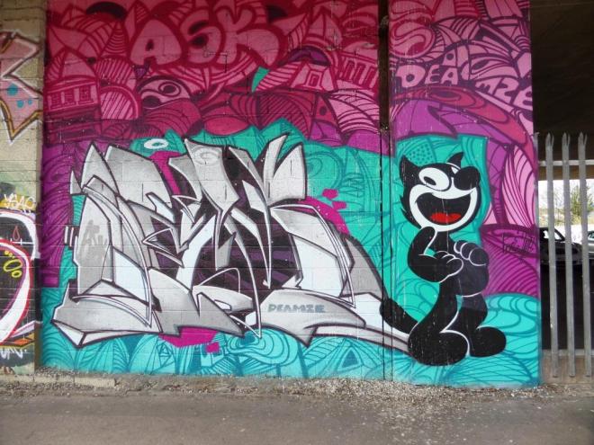 Deamze, M32 cycle path, Bristol, March 2017