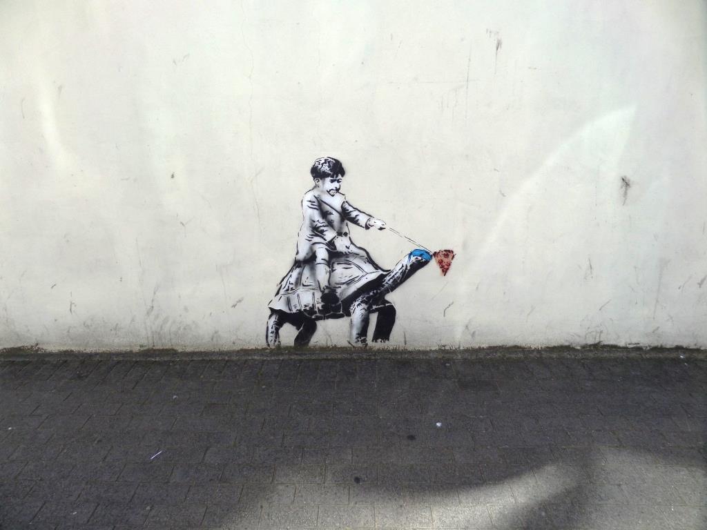 Fawn Artist, Gloucester Street, Weston super Mare, August 2016