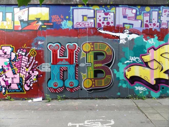 Helen Bur, M32 roundabout, Bristol, August 2017