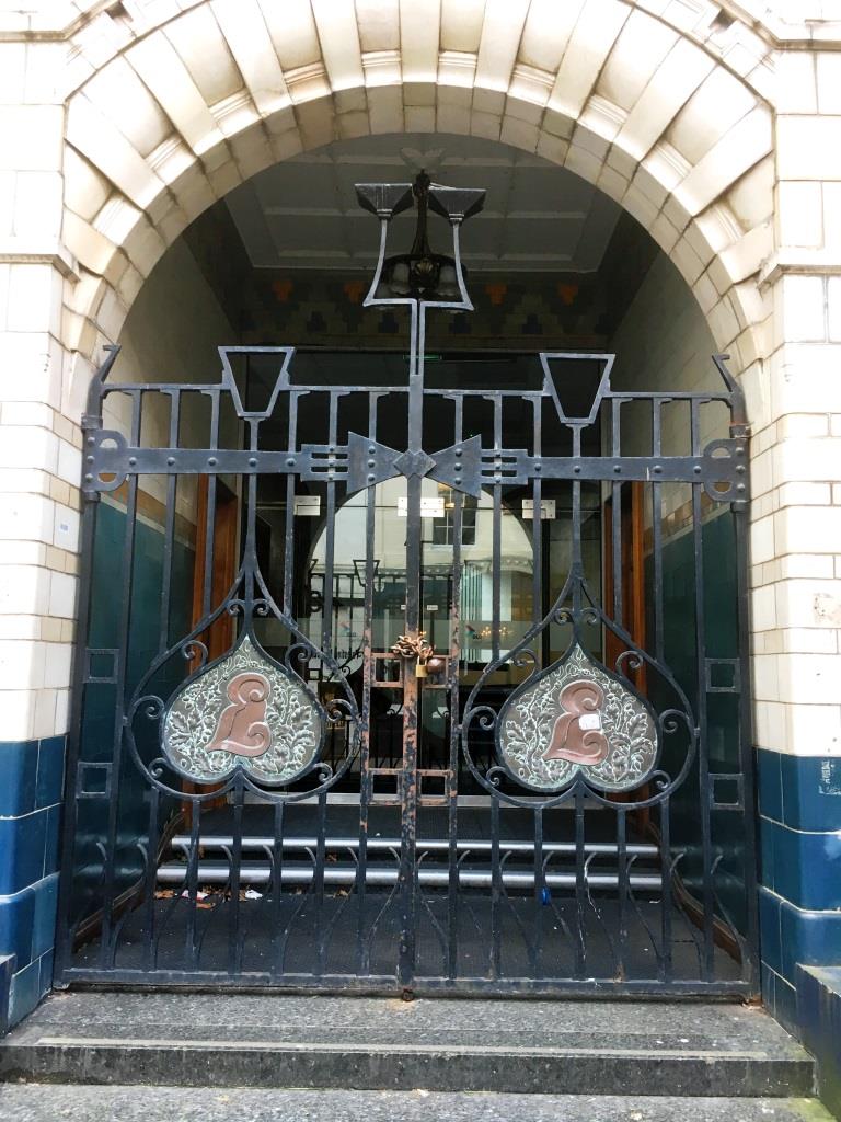 Edward Everard building, Broad Street, Bristol