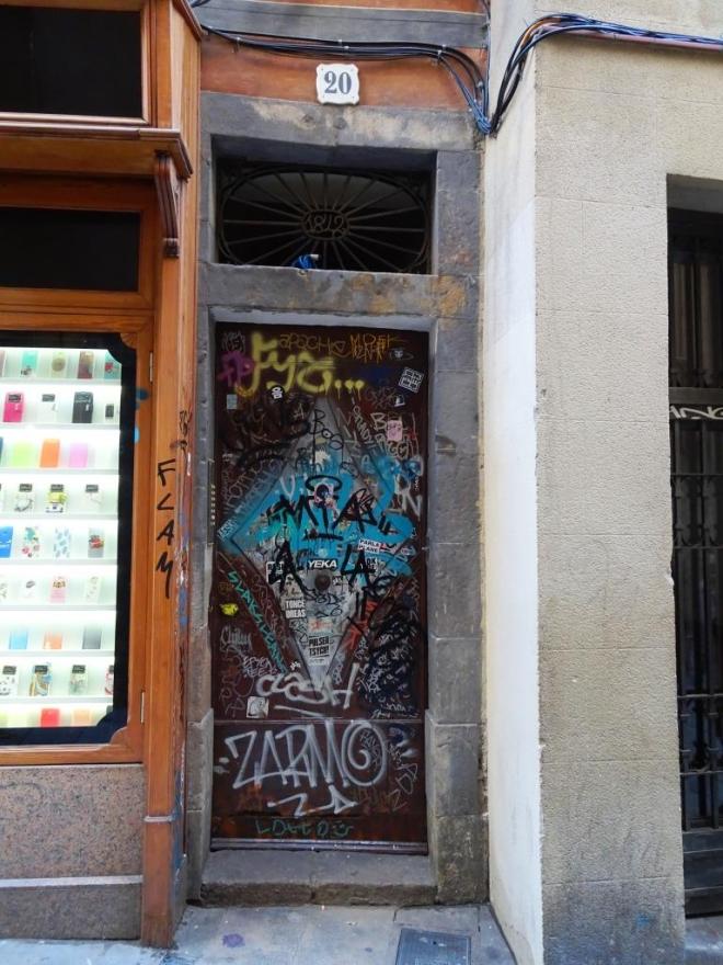 Barcelona door, March 2018