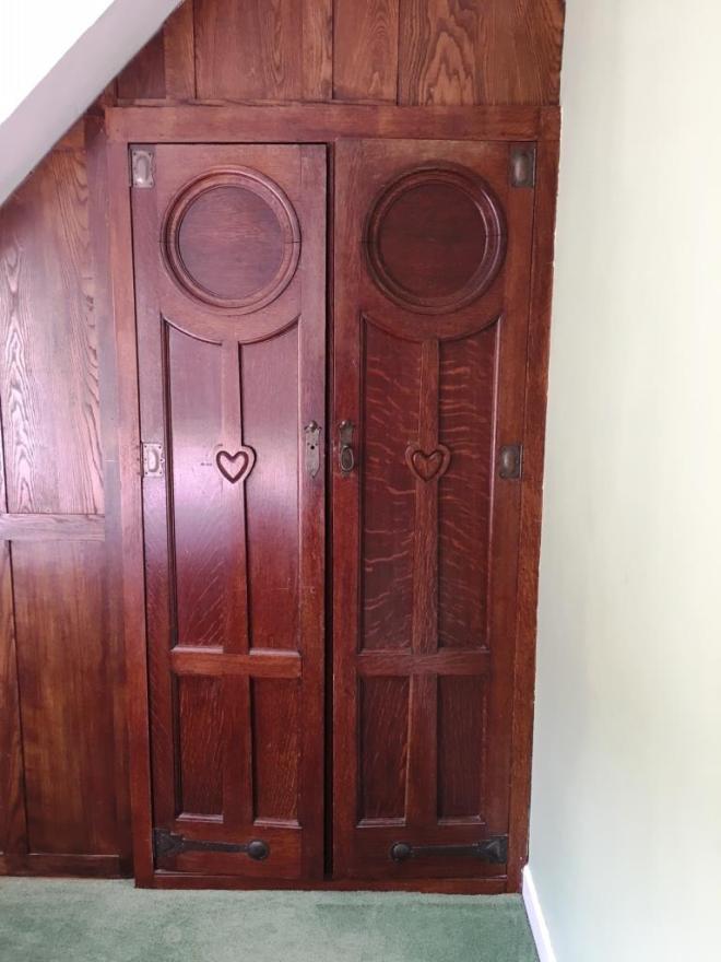 Thursday doors, Scary door