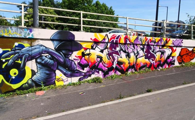 1571. M32 roundabout J3&nbsp;(88)