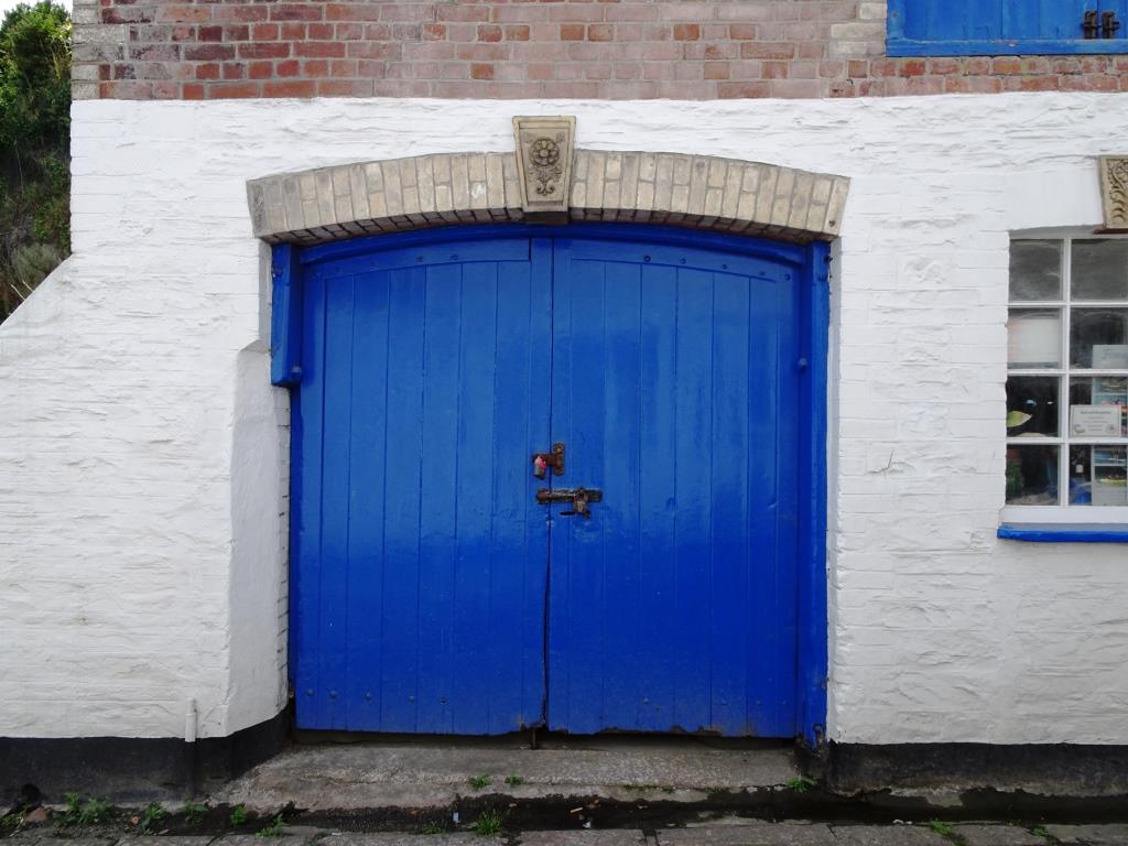 Fowey door, August 2018