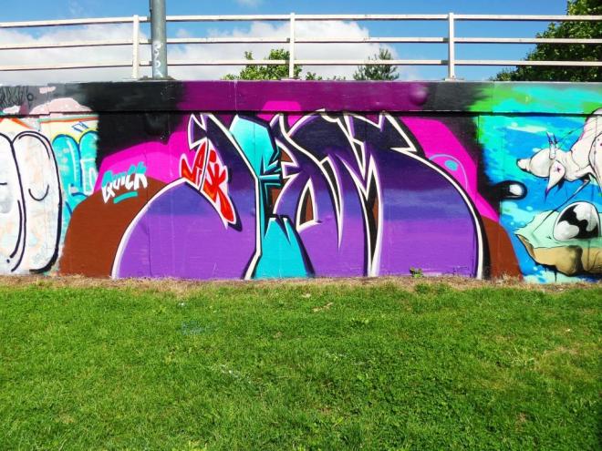 Deamze, M32 roundabout, Bristol, August 2016