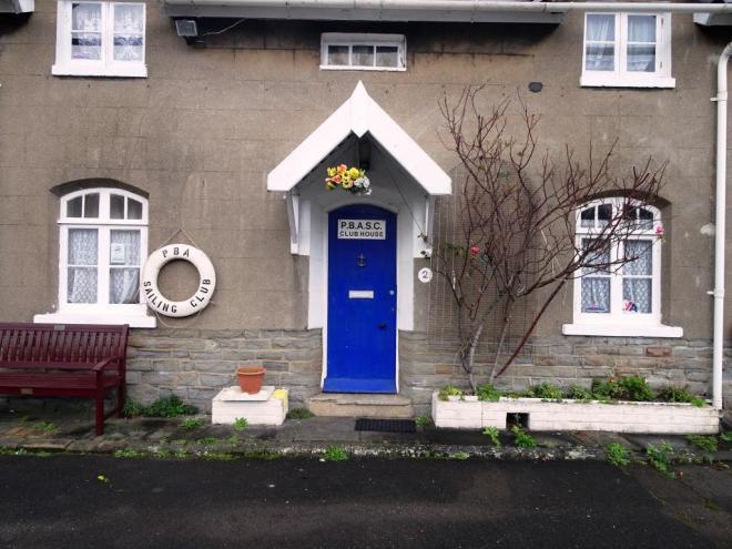 Blue door, keyside cottage, Bristol, December 2018