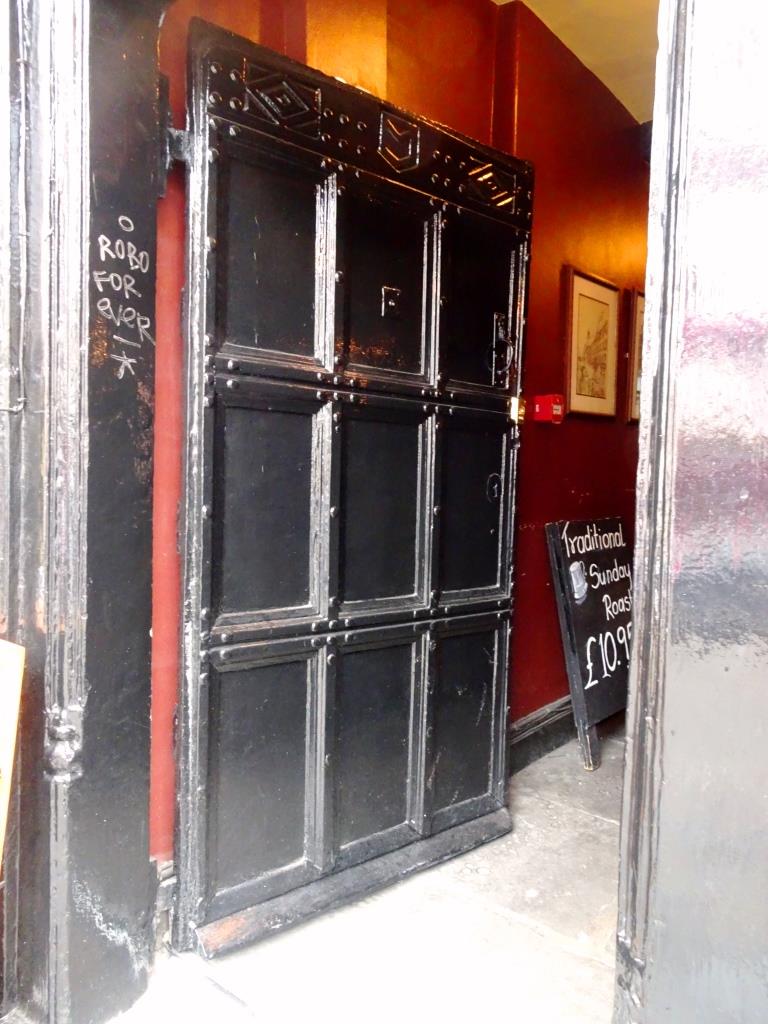 Pub door, Bristol, March 2019