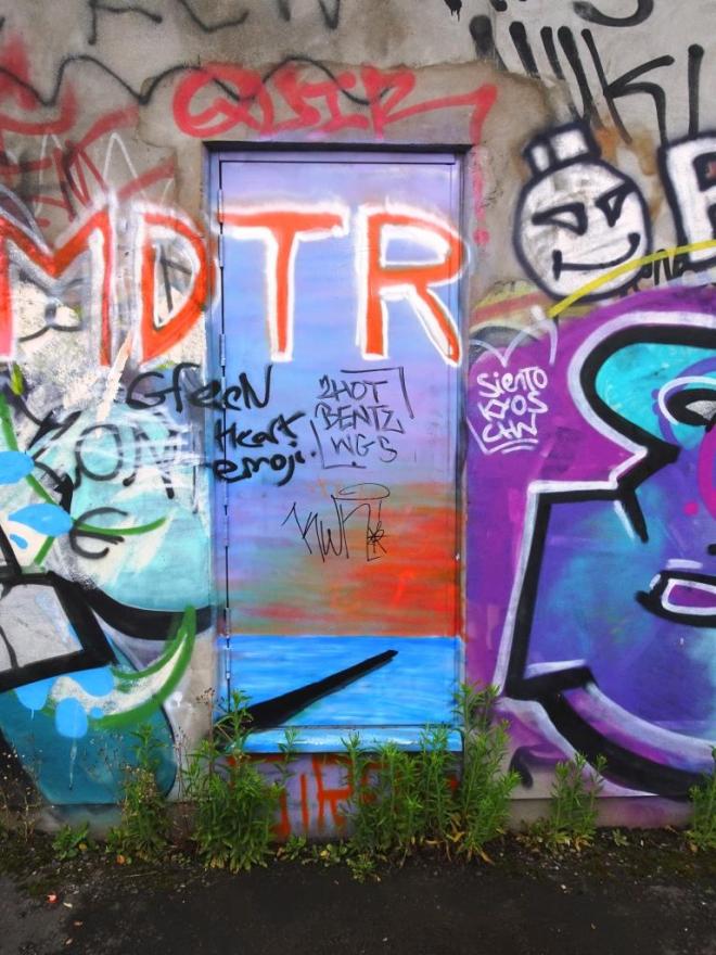 Door painted by Sirens, River Avon cycle path, Bristol, June 2019
