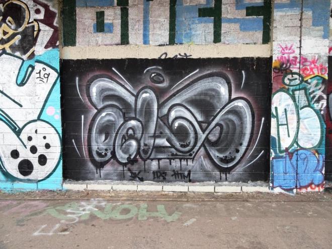 Decay, M32 cycle path, Bristol, June 2019