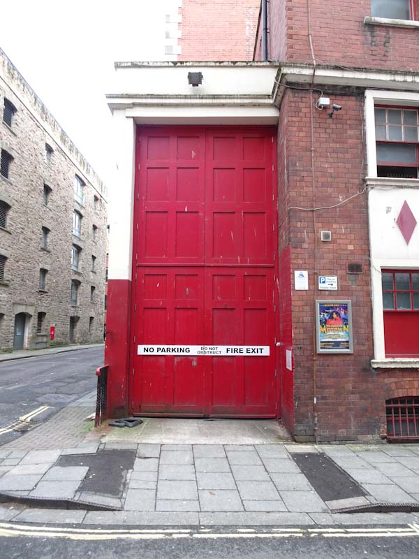 Ever wondered how they get the scenery in? Barn Doors, Bristol Hippodrome, December 2019