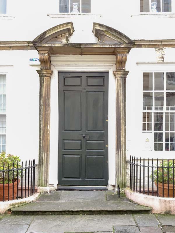 Fine door with a gorgeous awning, Bristol, December 2019