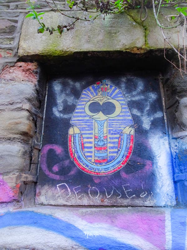 qWeRT, Moon Street, Bristol, December 2019