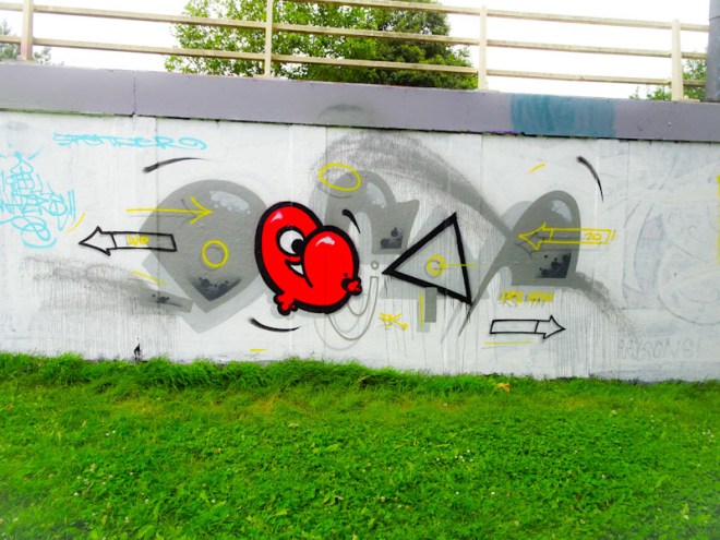 Decay, M32 roundabout, Bristol, July 2020