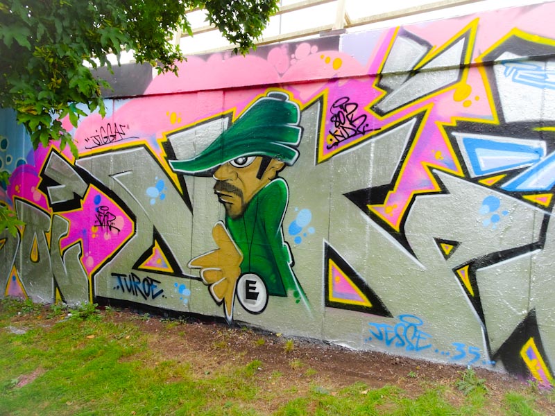 Veks, M32 roundabout, Bristol, September 2020