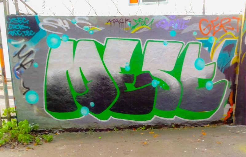 3303. M32 Cycle path&nbsp;(86)