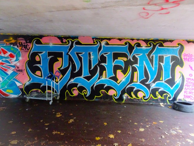 Todoaciem, New Stadium Road, Bristol, November 2020