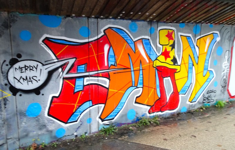 3417. M32 cycle path&nbsp;(100)