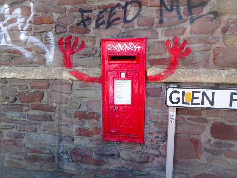Animated post box door, Bristol, May 2018