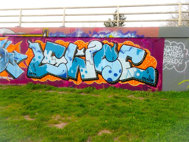 Footloose, M32 roundabout, Bristol, April 2021