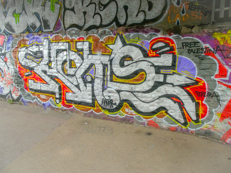 Claro_que_sssnoh, M32 cycle path, Bristol, May 2021