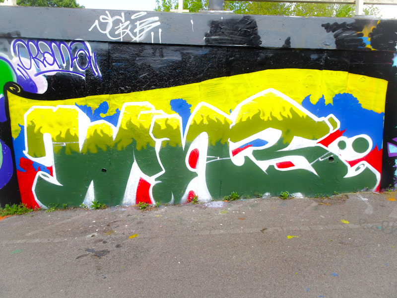 Smoke Perfume, M32 roundabout, Bristol, May 2021