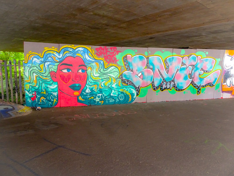 Pekoe and Bnie, M32 Spot, Bristol, June 2021