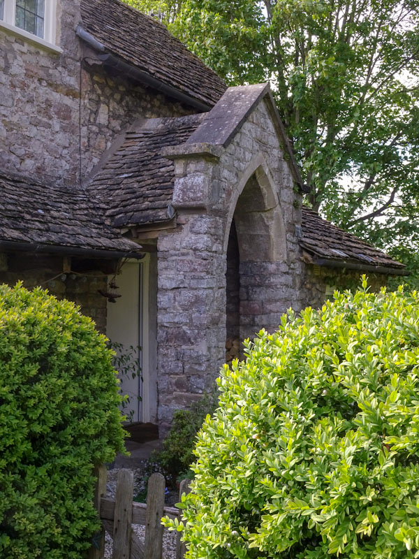 Doorway to No 8 Blaise Hamlet, Bristol, May 2021