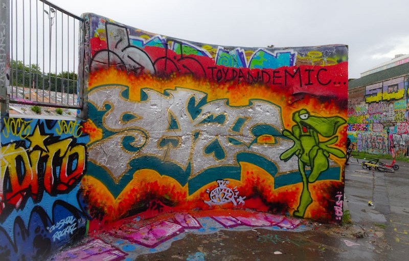 3842. Dean Lane skate park&nbsp;(421)