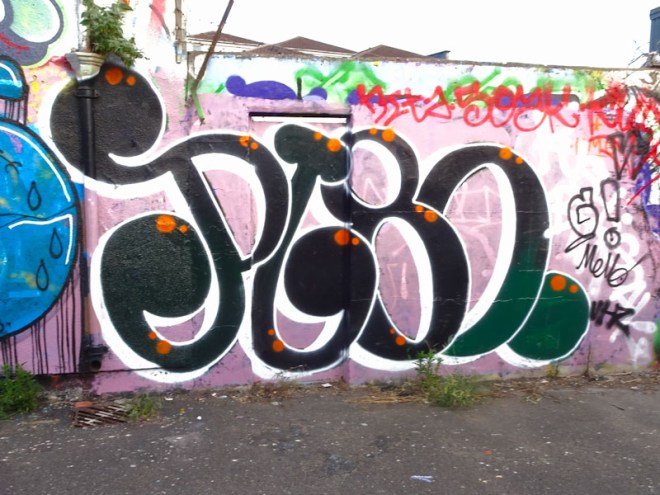 Pl8o, M32 Cycle path, Bristol, June 2021