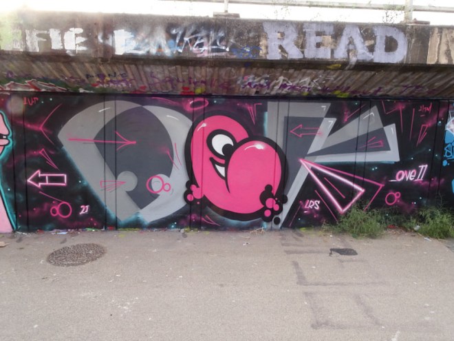 Decay, M32 cycle path, Bristol, June 2021