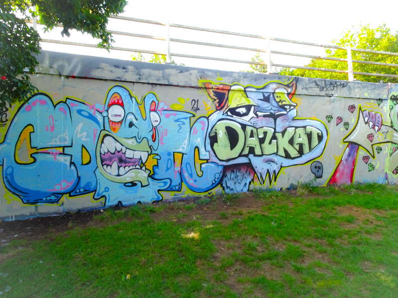 CDTC and Daz Cat, M32 roundabout, Bristol, August 2021