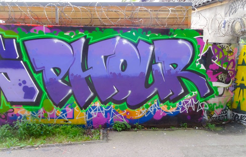 3890. M32 Cycle path&nbsp;(137)