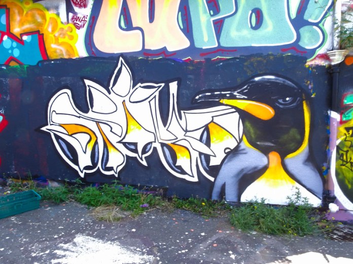 Apex_aloy, M32 Cycle path, Bristol, July 2021