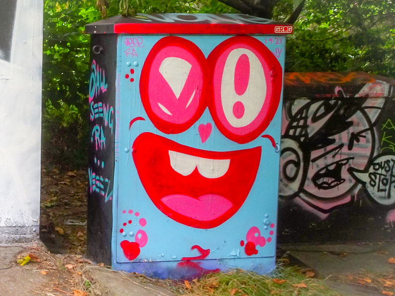 Veee, M32 roundabout, Bristol, September 2021