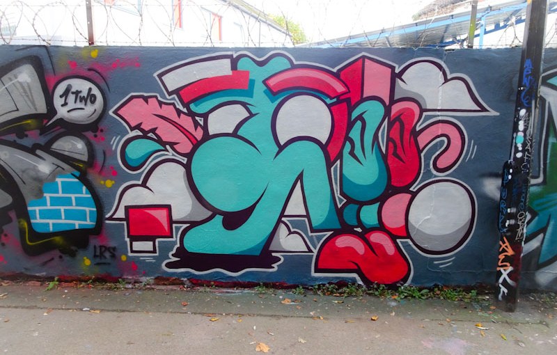 4100. M32 Cycle path&nbsp;(150)