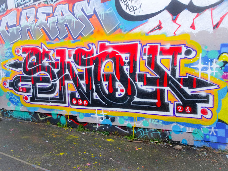 Claro_que_sssnoh, M32 Cycle path, Bristol, December 2021