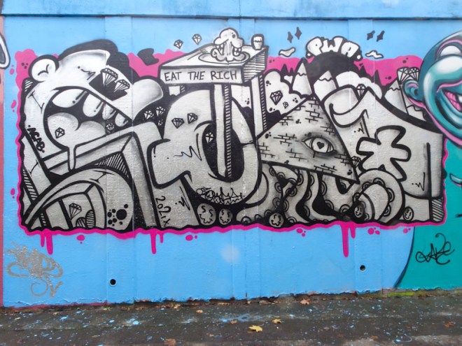 Soap, M32 roundabout, Bristol, December 2021