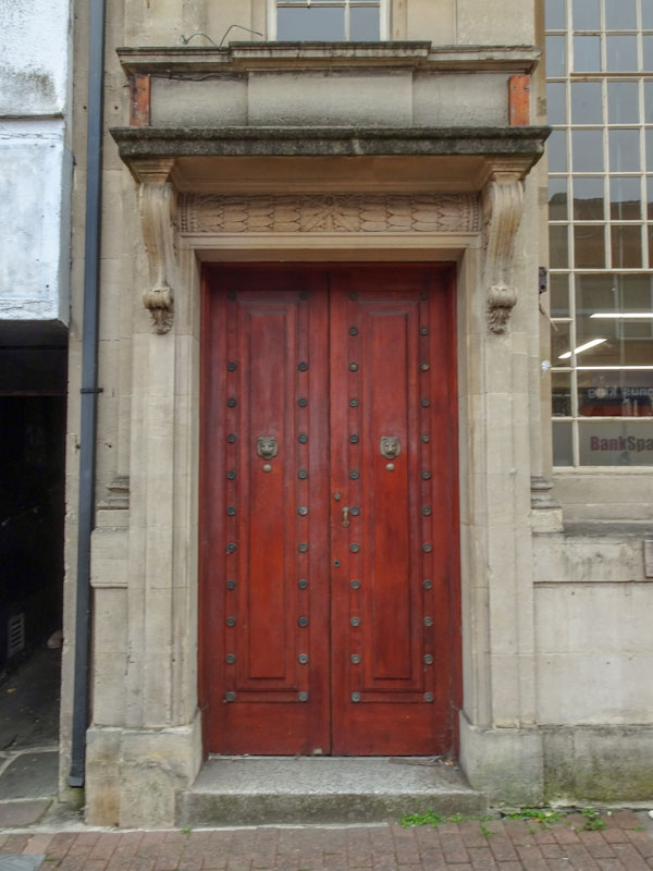 Former city bank door, Bristol, September 2021