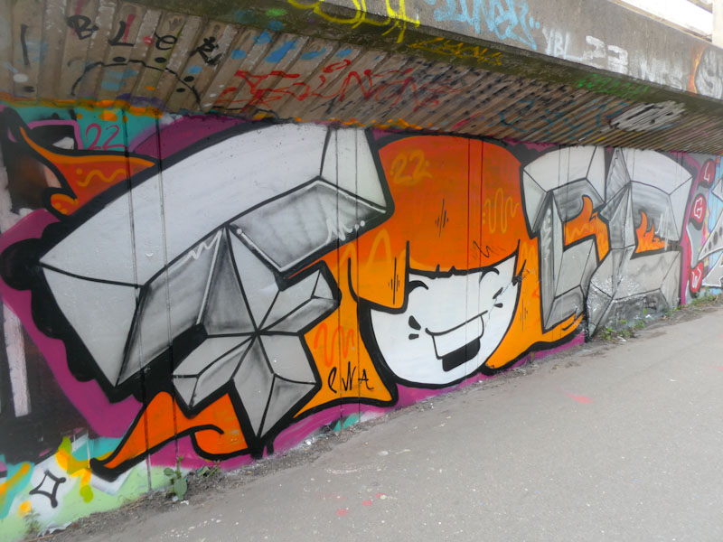 Face 1st, M32 Cycle path, Bristol, June 2022