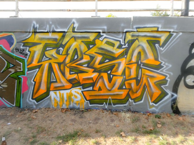 Kosc, M32 roundabout, Bristol, August 2022