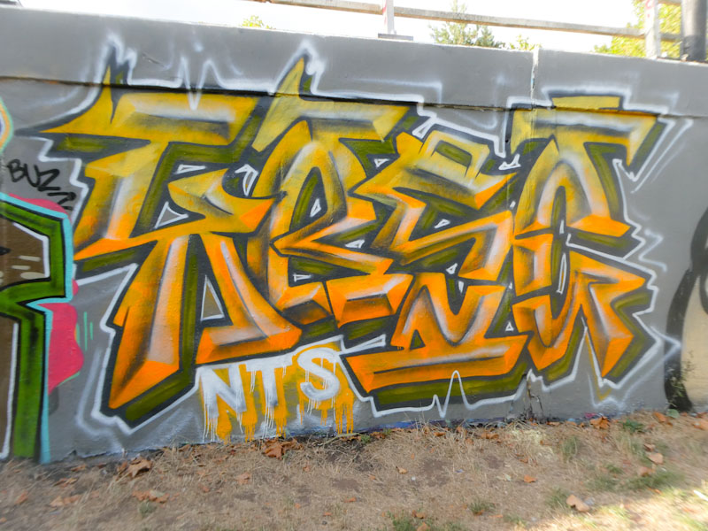 Kosc, M32 roundabout, Bristol, August 2022