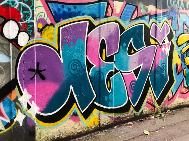 Desi, M32 roundabout, Bristol, September 2022