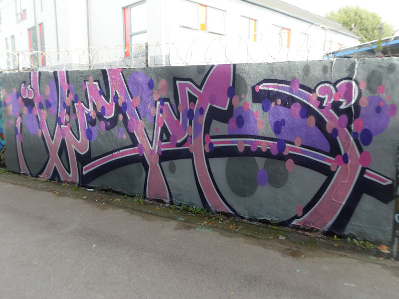 Logoe, M32 Cycle path, Bristol, October 2022