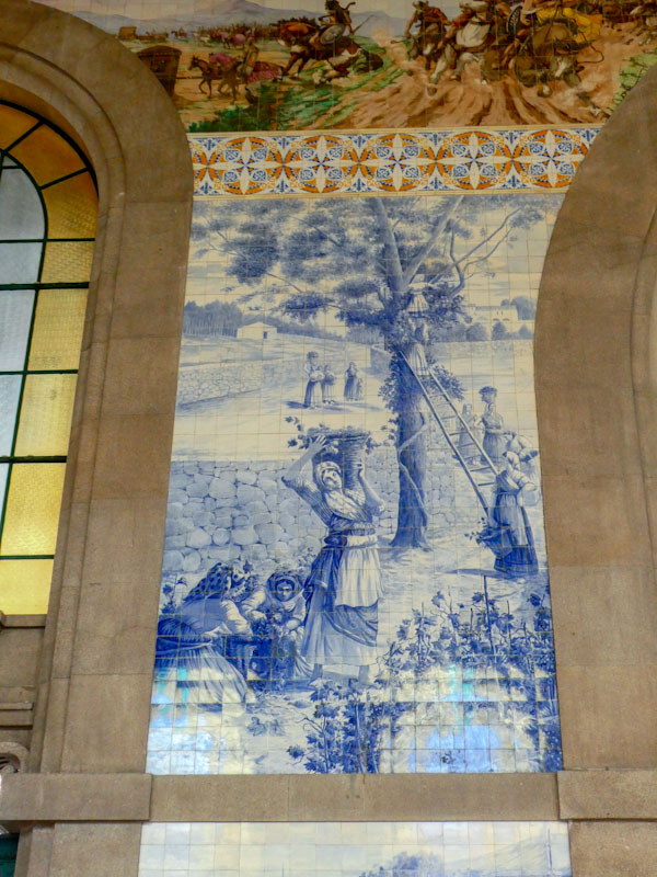 Tile mural in the vestibule, São Bento station, Porto, Portugal, June 2022