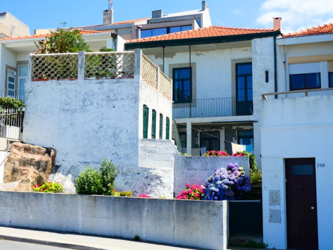 Row of green doors (look carefully), Foz do Douro, Porto, May 2022