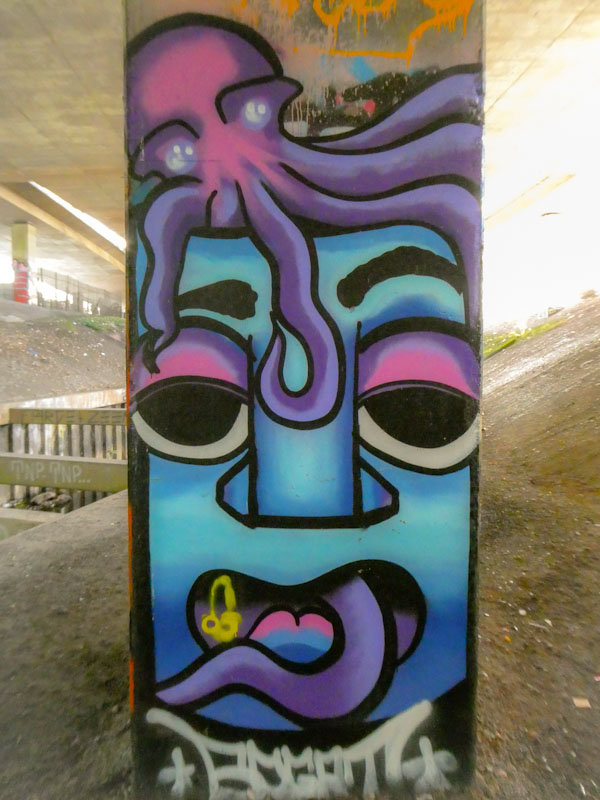 Bogat, Frome side, Bristol, October 2022