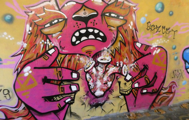 4892. M32 roundabout J3&nbsp;(438)