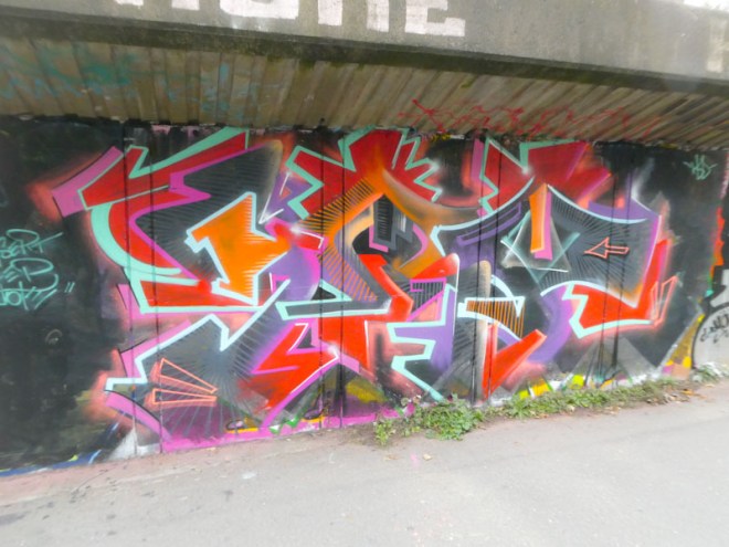 Benjimagnetic, M32 Cycle path, Bristol, December 2022