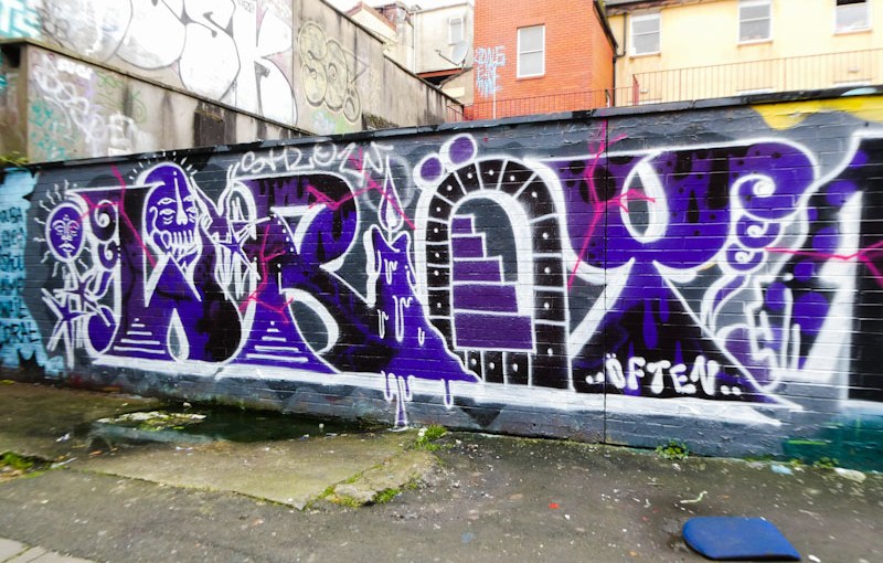 5060. Moon Street&nbsp;(103)