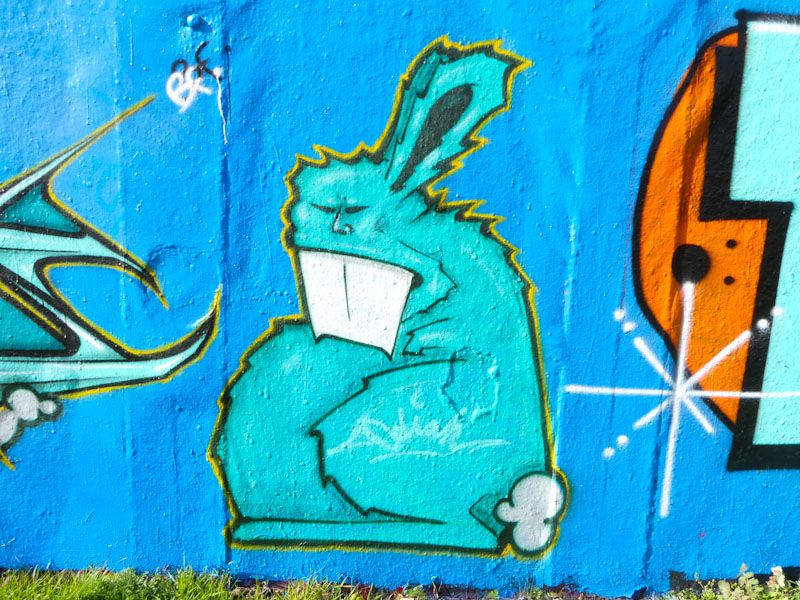 Hire, M32 roundabout, Bristol, April 2023